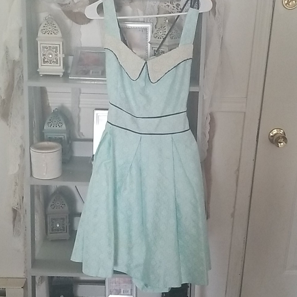 Ryu Dresses & Skirts - RYU Cute 💞 Dress